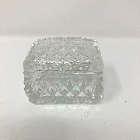 Small Crystal Box with Lid - Picture 1 of 9
